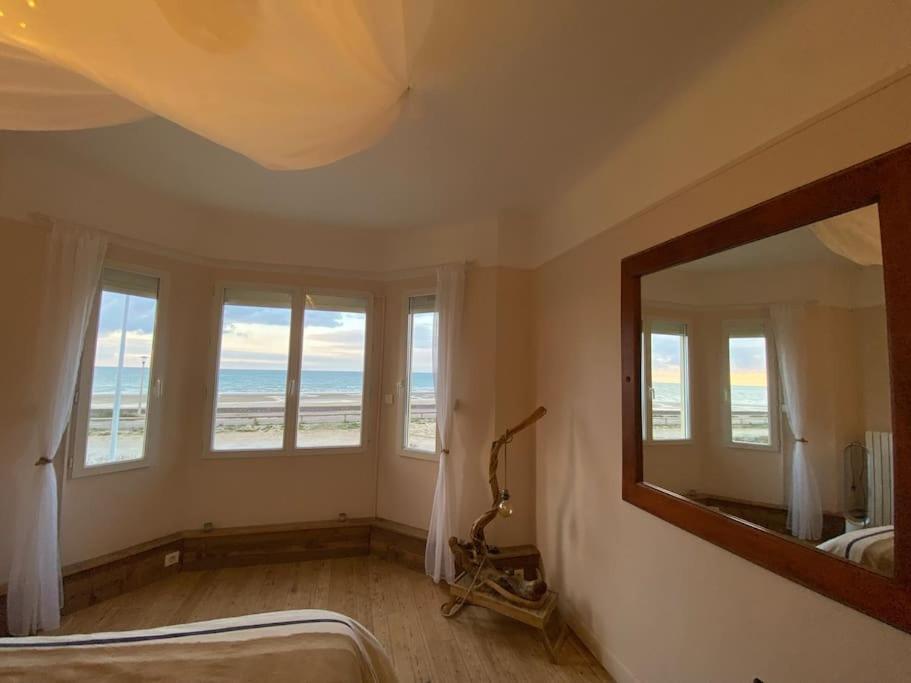 Spa Privatif Face Mer Riva Romantic & Spa Ouistreham Exterior photo